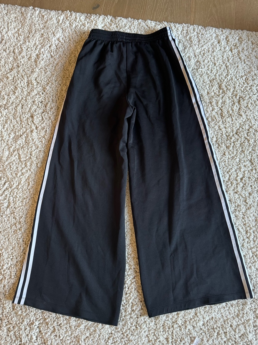 Adidas Originals Adicolor Classics Wide Leg Pants - Picture 4 of 7